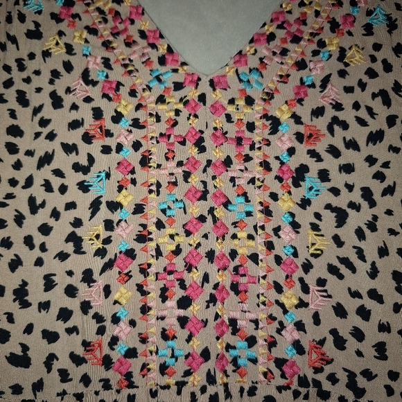 Savanna Jane Cheetah Print V-Neck  Dress S Embroidered - Picture 8 of 10